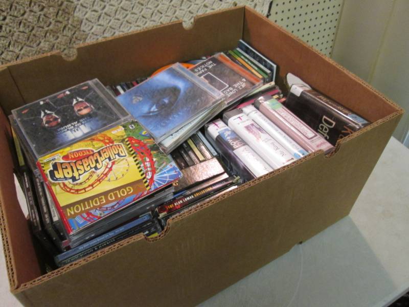 lot 19 image: Box Full of CDs  C-3...