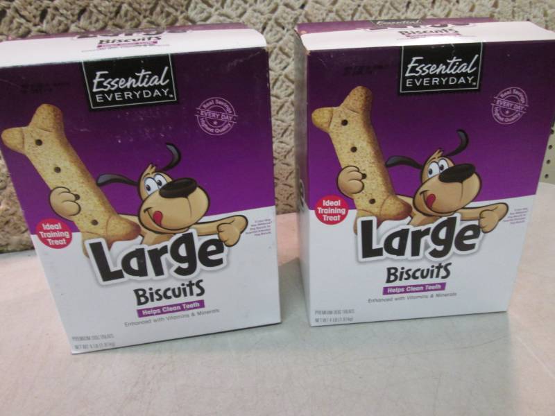 lot 30 image: 2 - 4 Pound Boxes of Large Dog Trea...
