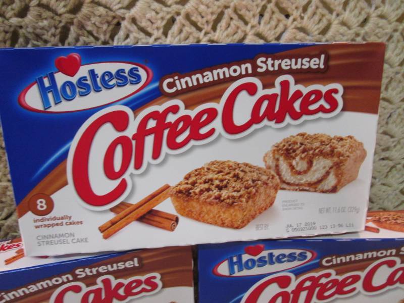 lot 64 image: 3 Boxes of Hostess Cinnamon Streuse...