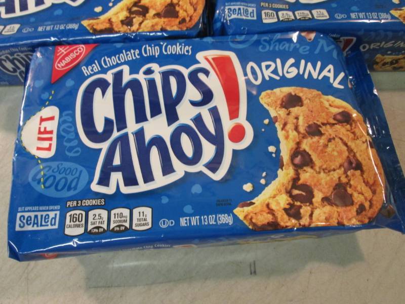 lot 75 image: 3 Packs of Chips Ahoy Original Cook...