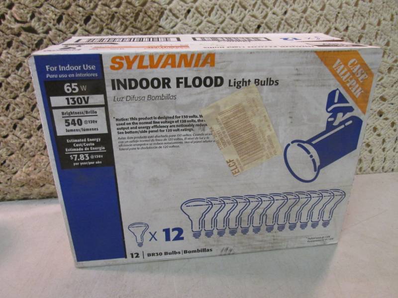 lot 111 image: Box of 12 Indoor Flood Light Bulbs ...