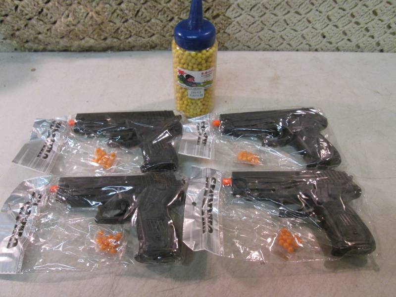 lot 116 image: Lot of 4 Airsoft Gun Pistols and Bo...