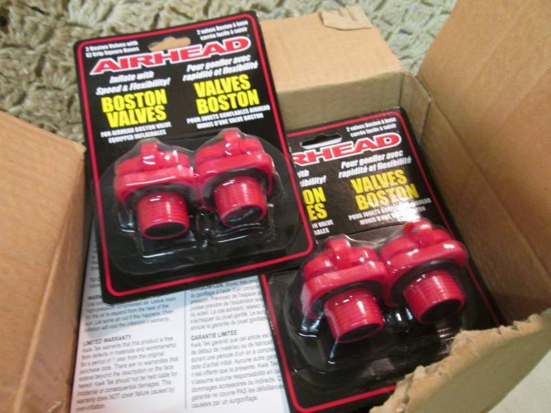 lot 145 image: Lot of 22 Airhead Boston Valves 2-P...