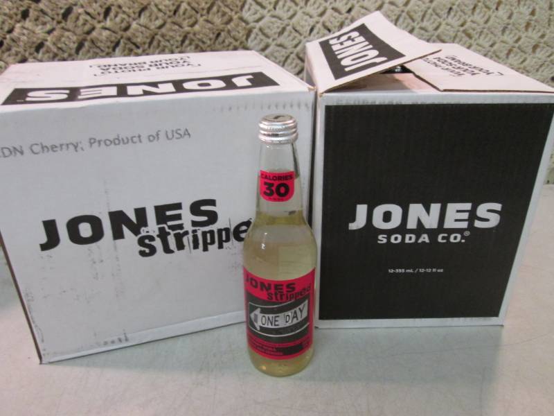 lot 176 image: 2 - 12 Packs of Jones Stripped Cher...