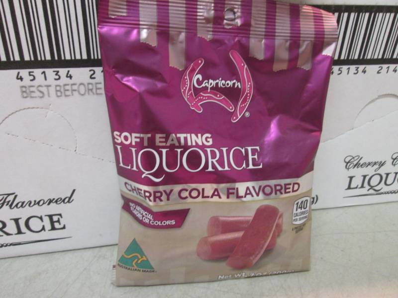 lot 184 image: 3 Cases with 8 Bags each of Caprico...