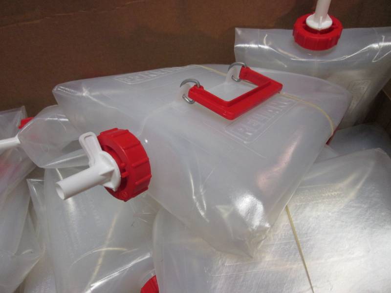 lot 191 image: Lot of 10 Fold-N-Carrier 5 Gallon W...