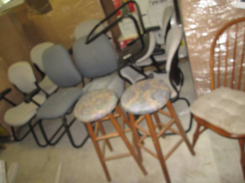 lot 306 image: Lot of chairs and stools