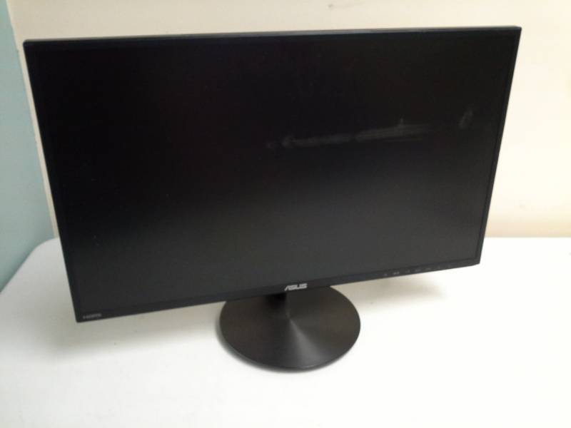 lot 118 image: 2013 Asus 24-inch LCD Monitor