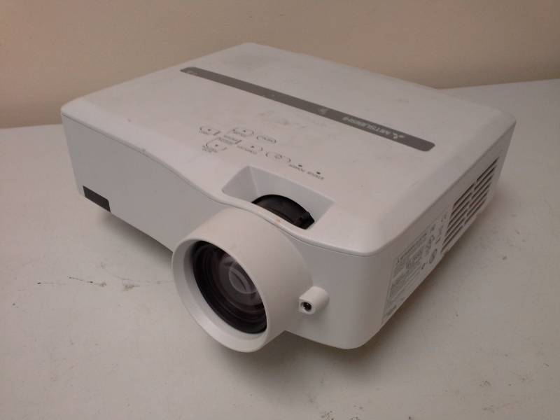 lot 124 image: Mitsubishi Electric LCD Projector WL265OU