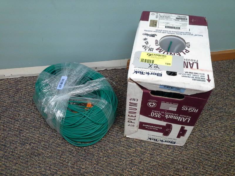 lot 189 image: Lot of (2) Bertek LANmark-350 TekLok Cat5ECMPUTPGNTP Box, Bundle