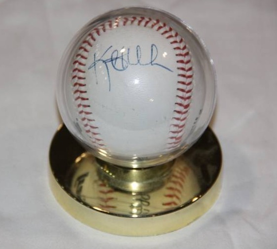 Kent Hrbek Baseball Auto