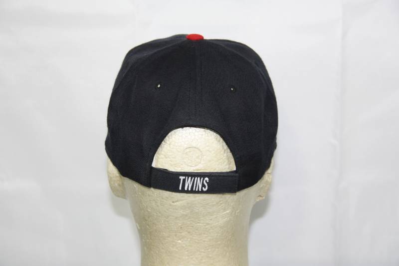 Minnesota Twins Snapback Al Newman and Doug Mientkiewicz Auto
