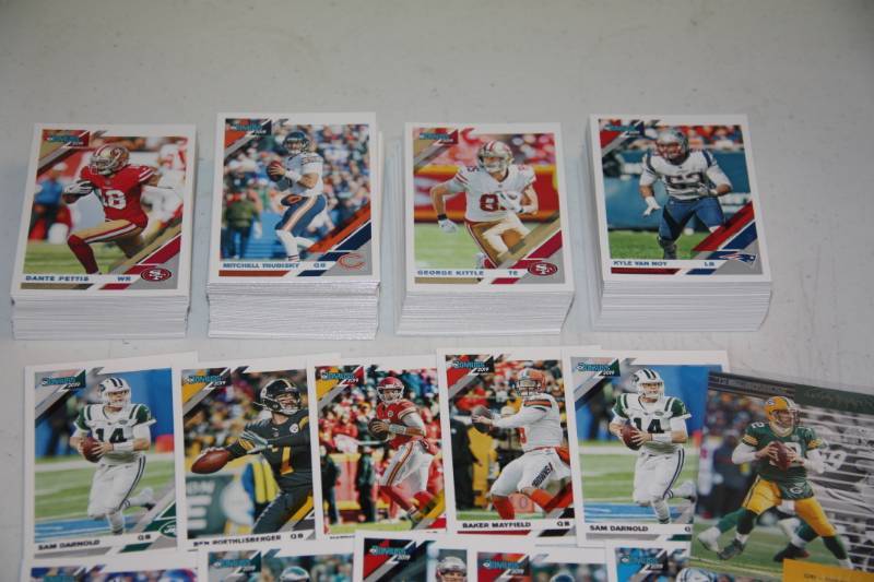 2019 Donruss Football Lot  200 Cards