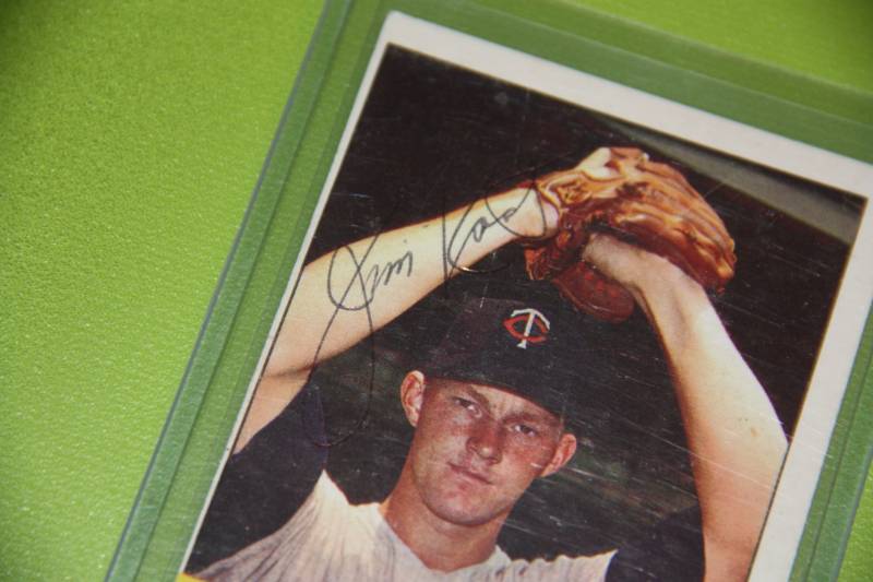 1963 Topps Jim Kaat In Person Auto