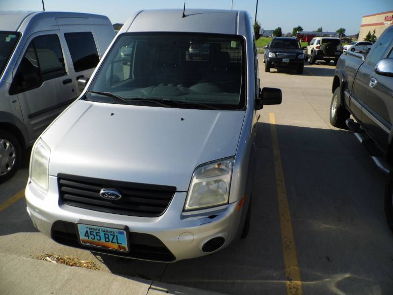 lot 1 image: 2010 Ford Transit Connect Van