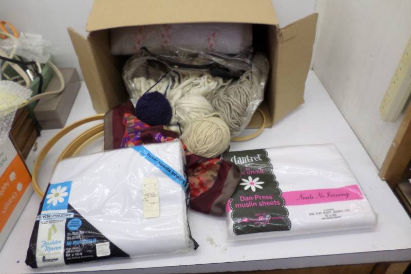 lot 78 image: Crafting Material-Yarn, No-iron Muslin Sheets, Etc