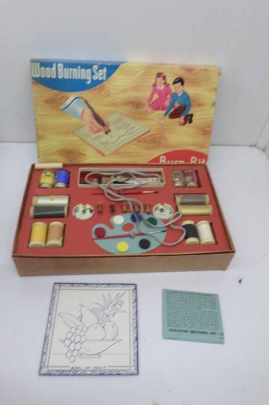 lot 80 image: Wood Burning Set-Burn Rite-Rapaport Brothers