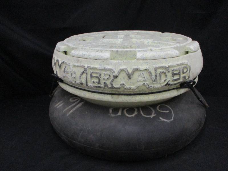 lot 53 image: Cooler on Tube