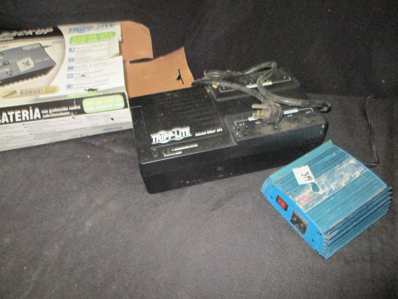 lot 146 image: Battery Power Packs Battery Backup Surge Protector