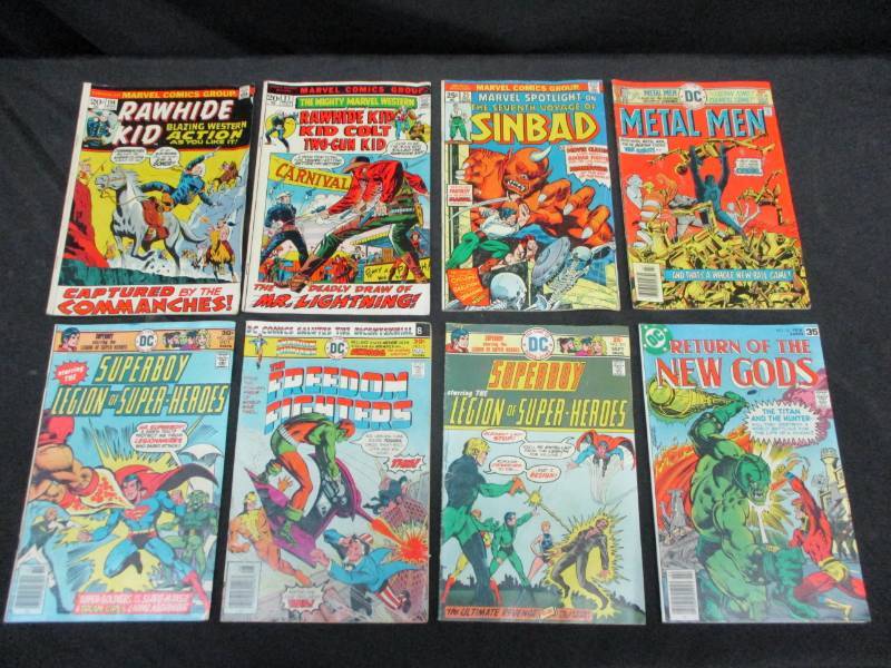 lot 4 image: 8 ct Collectible Comic Books