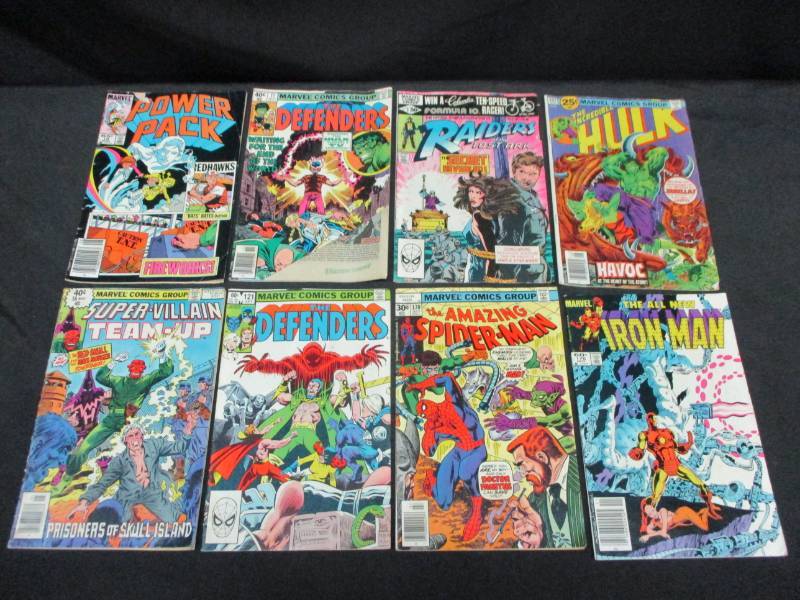 lot 5 image: 8 ct Collectible Comic Books
