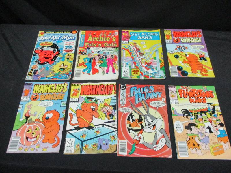 lot 18 image: 8 ct Collectible Comic Books
