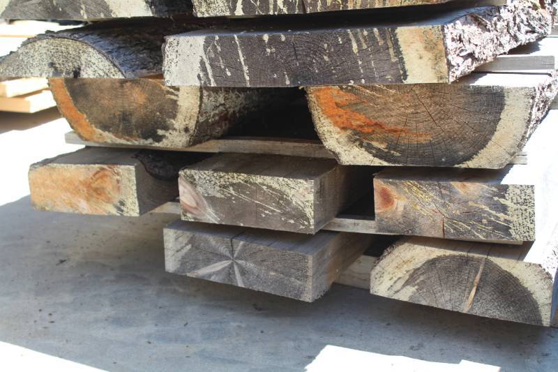 lot 476 image: Lot of (9) Pine Boards