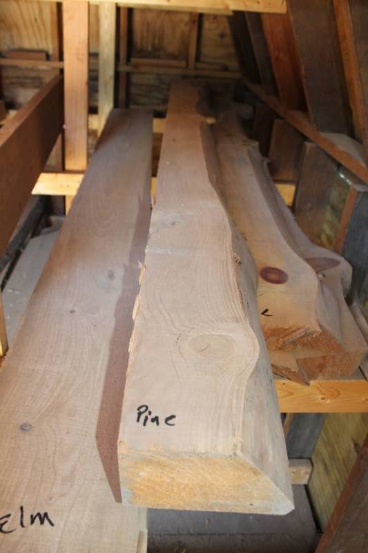lot 517 image: Lot of (1) Pine Board