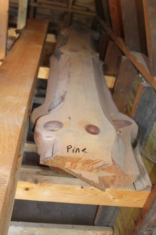 lot 518 image: Lot of (2) Pine Boards