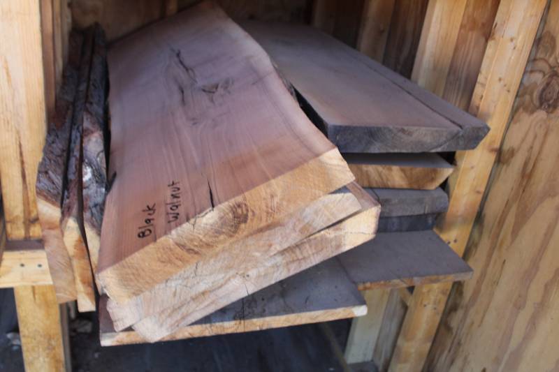lot 525 image: Lot of (12) Black Walnut Boards