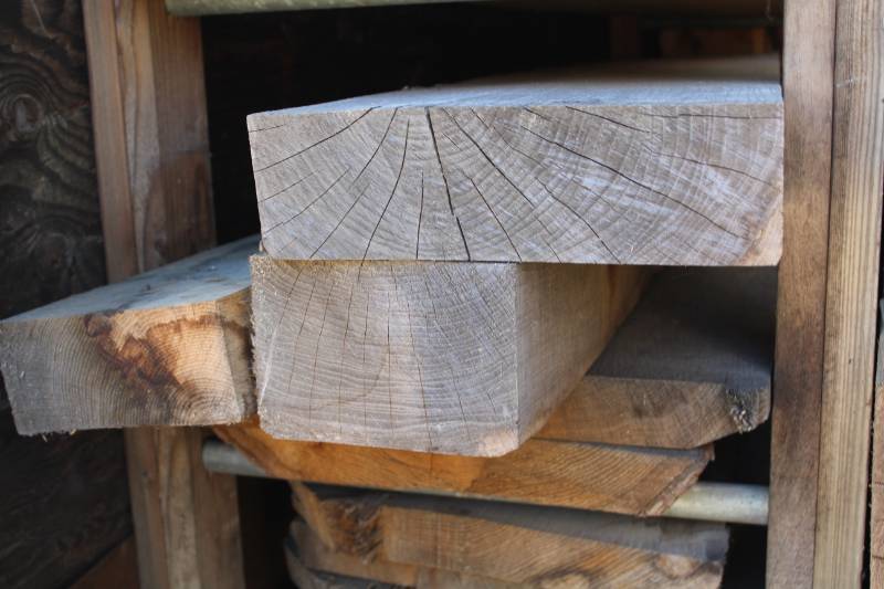lot 530 image: Lot of (5) Ash Boards