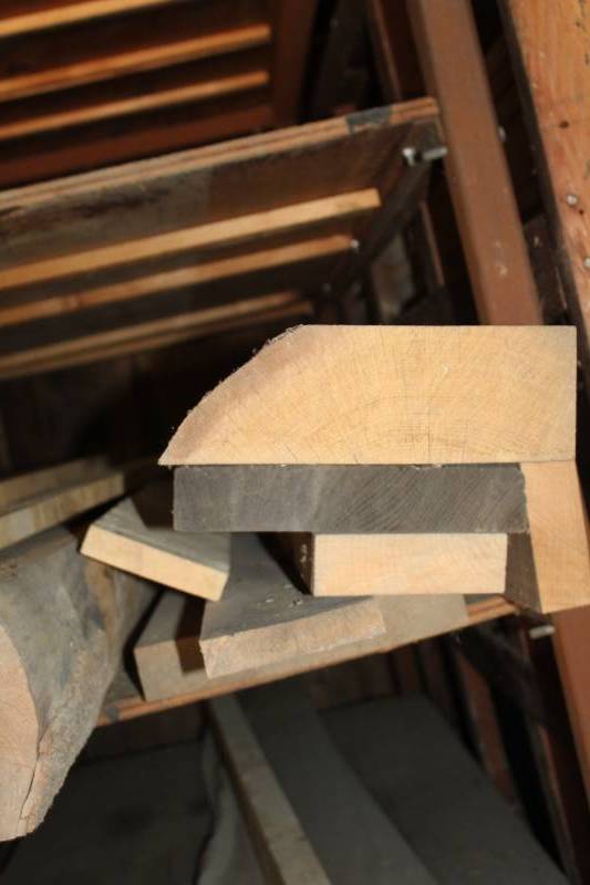 lot 552 image: Lot of (1) Hard Maple Board