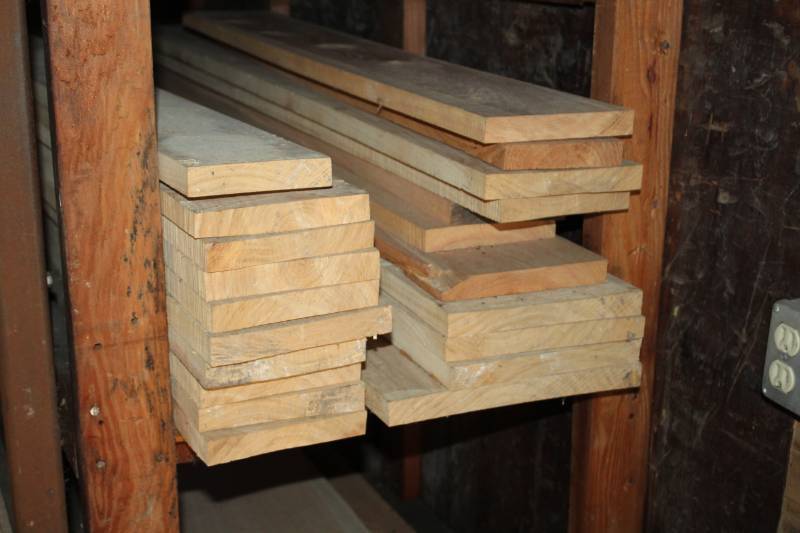 lot 553 image: Lot of (20) Red Oak Boards
