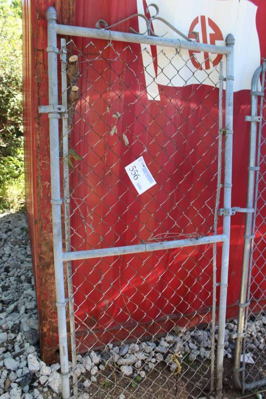 lot 556 image: Chain Link Fence Gate