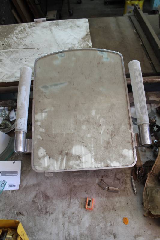 lot 596 image: Vanity Wall Mirror with 2-Lamps