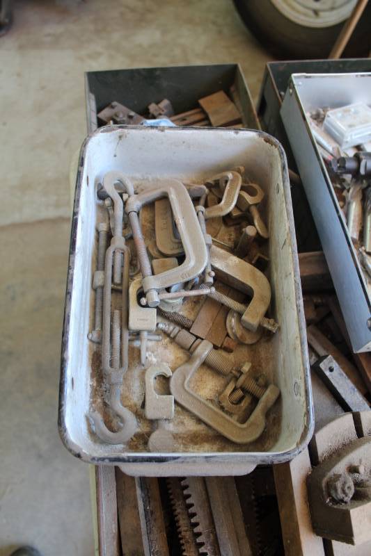 lot 585 image: Mill Parts
