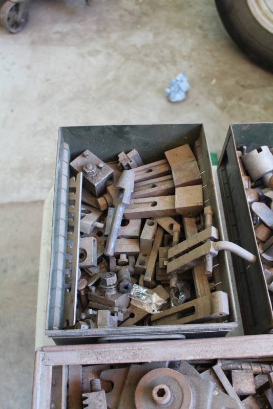 lot 587 image: Mill Parts