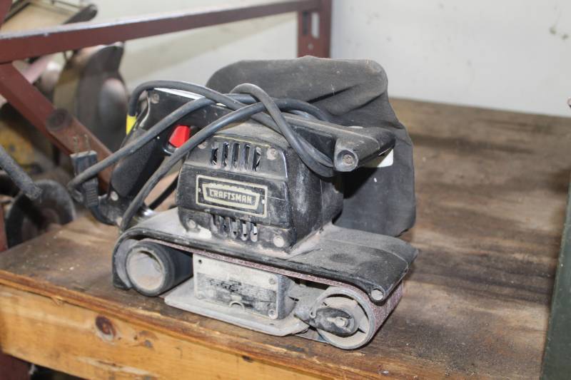 lot 199 image: Craftsman 3x21in. Dustless Belt Sander