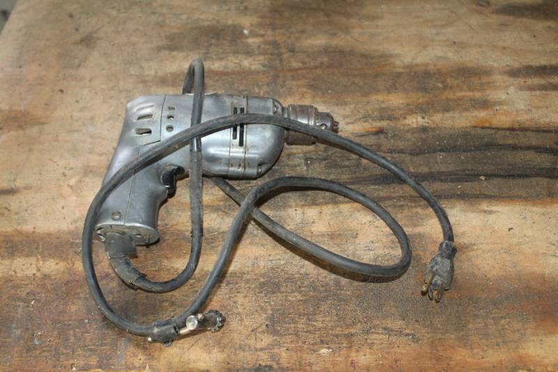 lot 208 image: Corded Drill