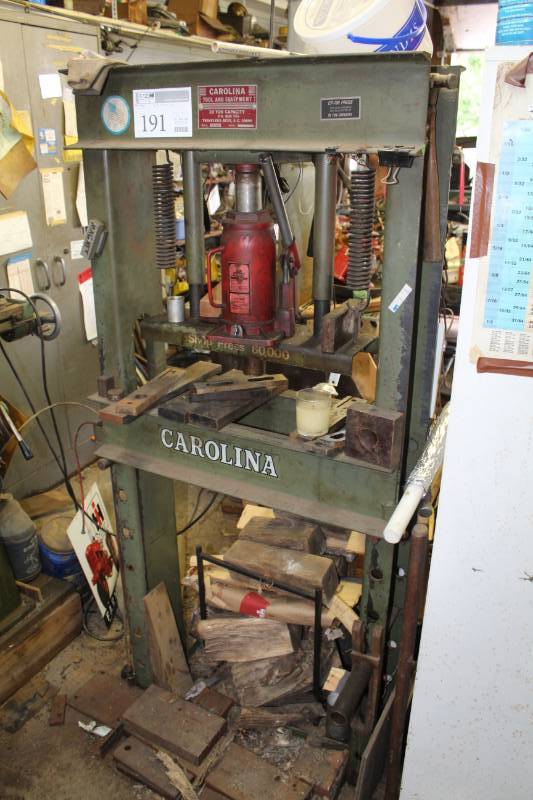lot 191 image: Carolina CP-100 30-Ton Press