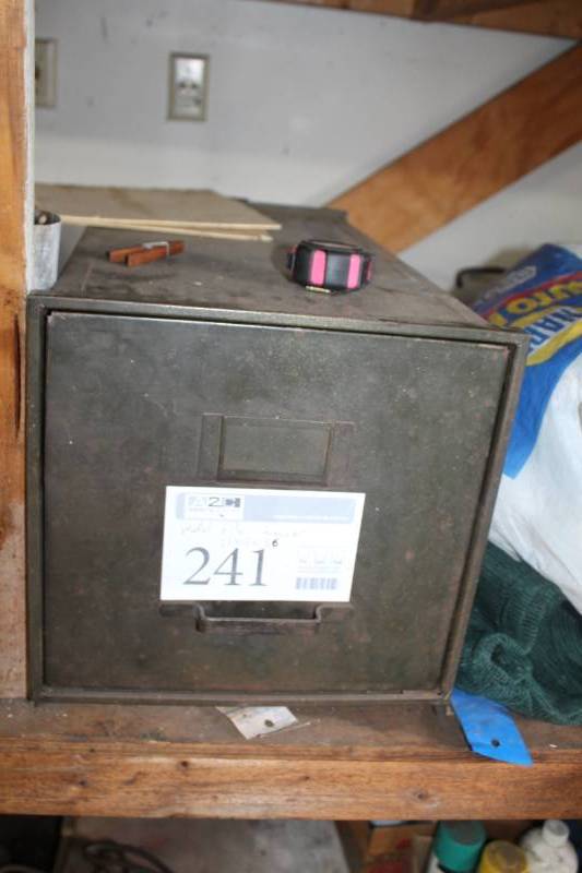 lot 241 image: Metal File Cabinet with 1-Drawer