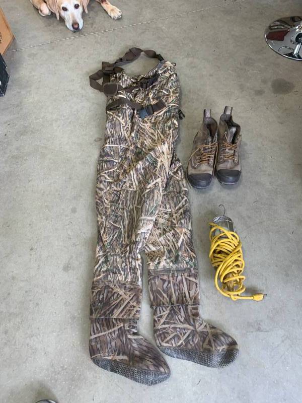 lot 25 image: Heaters Hunting Waders Size Large, Size 10 Cabelas Boots, Work Light