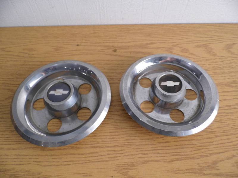 lot 11 image: Chevrolet Beauty Rings