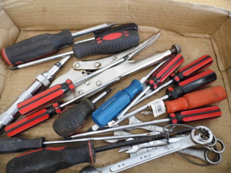 lot 64 image: Hand Tools