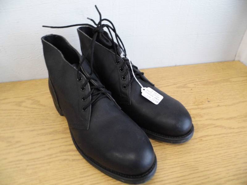 lot 70 image: Navy Issue Boots