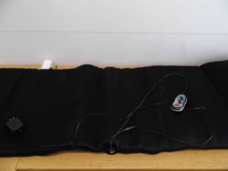 lot 91 image: 2 Massagers