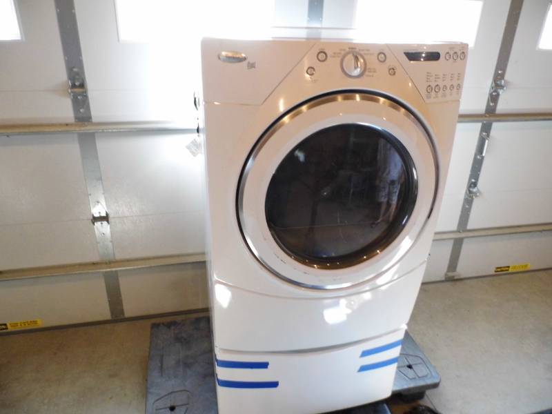 lot 119 image: Whirlpool Duet Gas Dryer w Pedestal