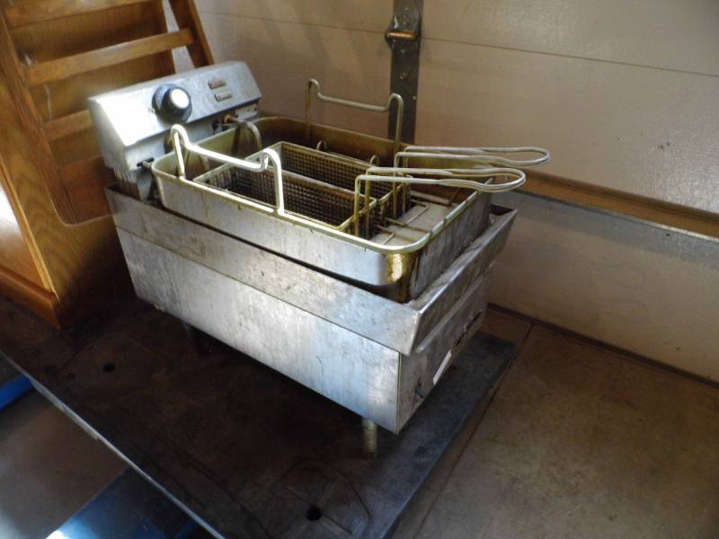 lot 135 image: Star Fryer