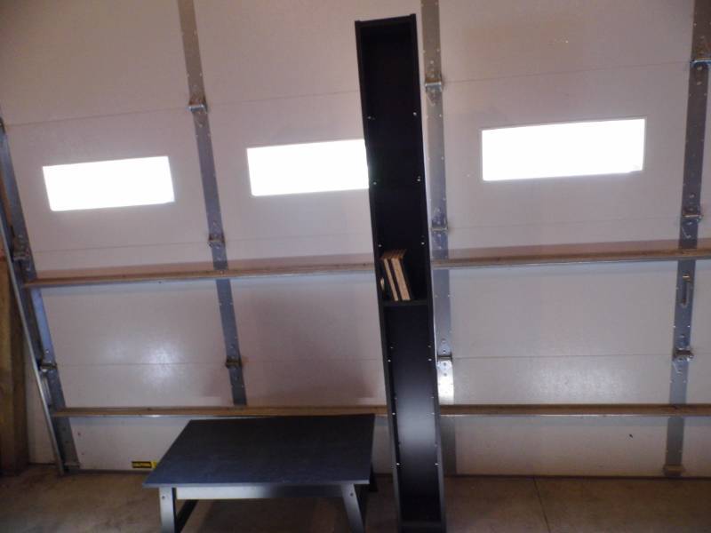 lot 136 image: CD Tower - Table