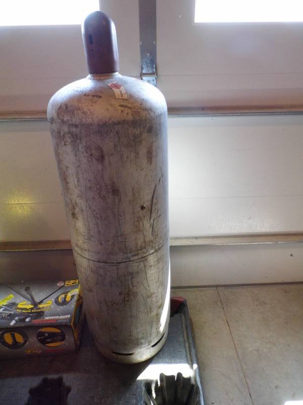 lot 146 image: LP Tank